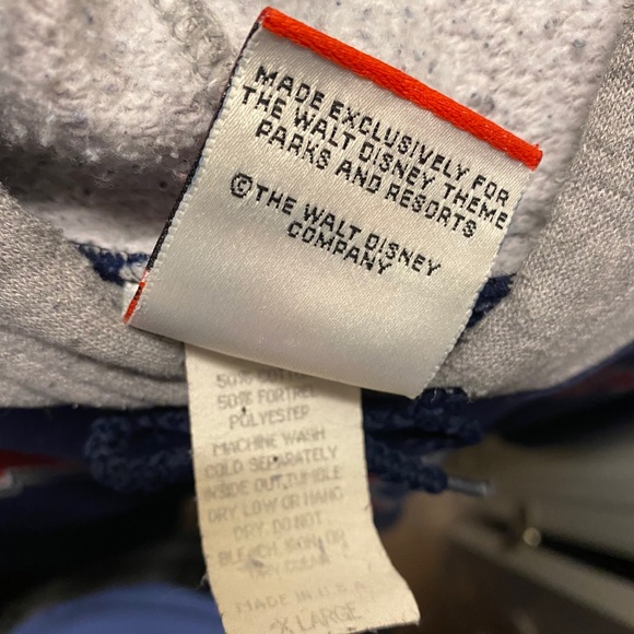 Vintage Mickey Mouse Hoodie - Picture 5 of 7